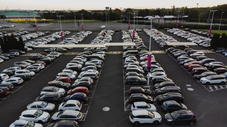 reserve a secure car park at roissy